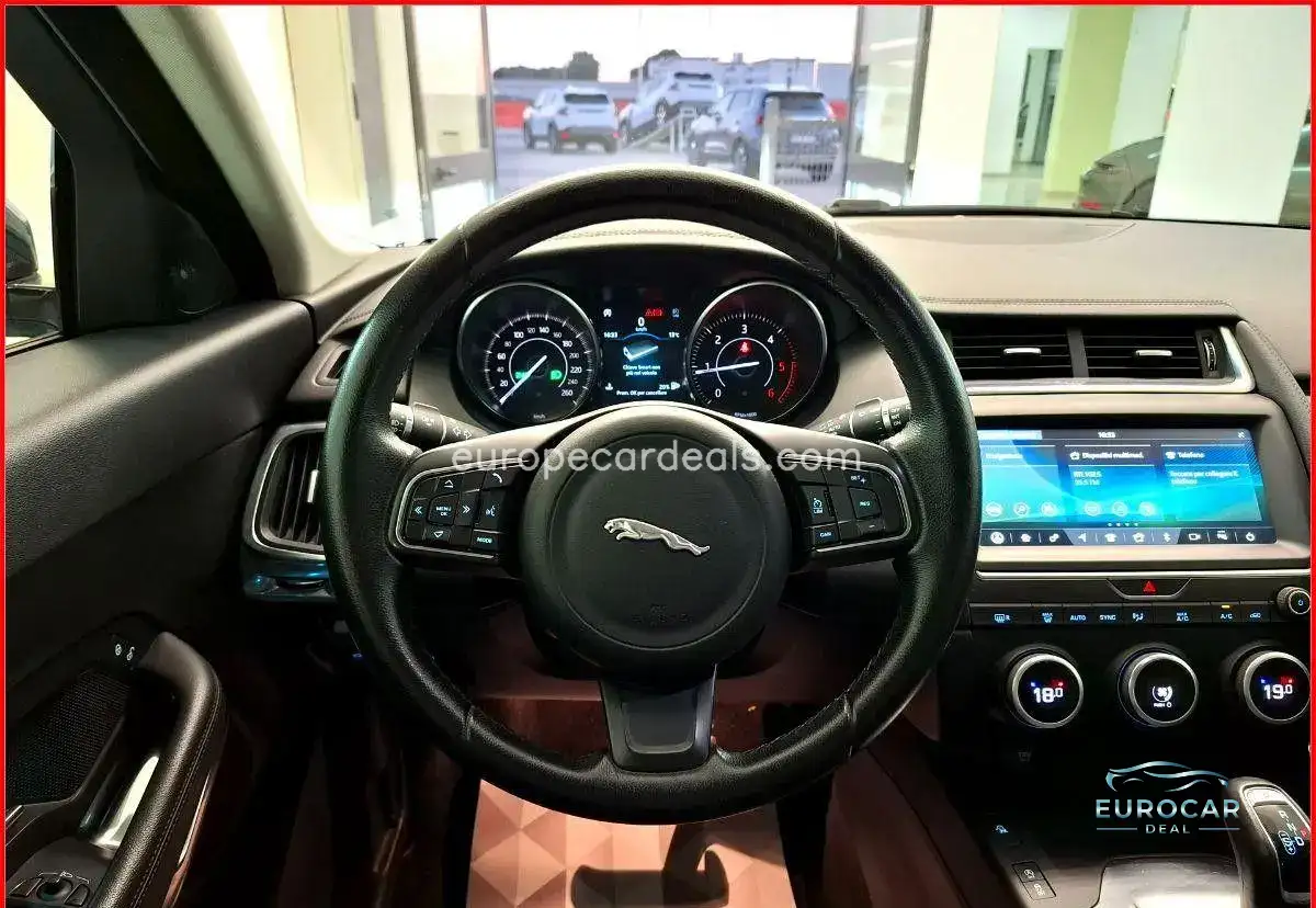 Jaguar E-Pace