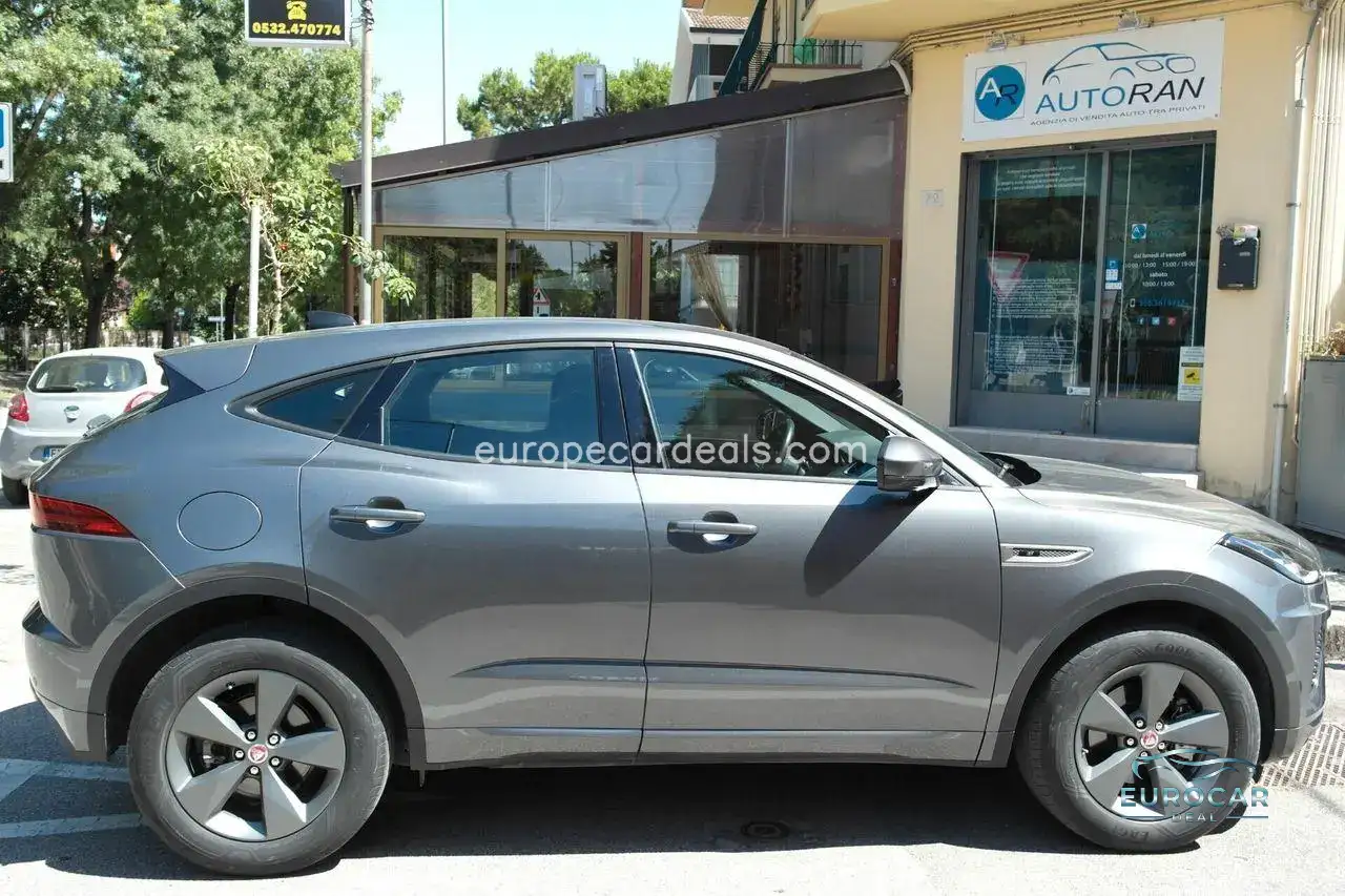 Jaguar E-Pace