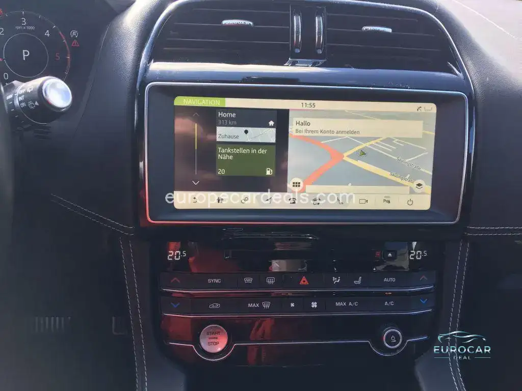 Jaguar F-Pace