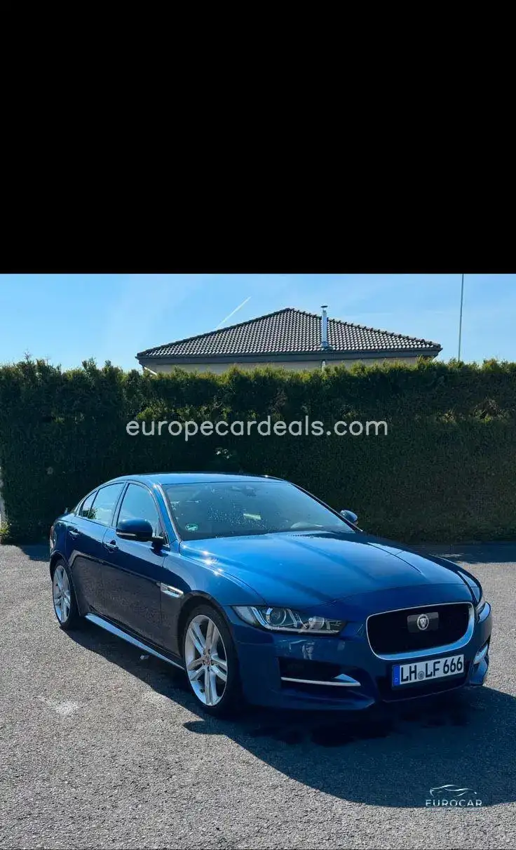 Jaguar XE