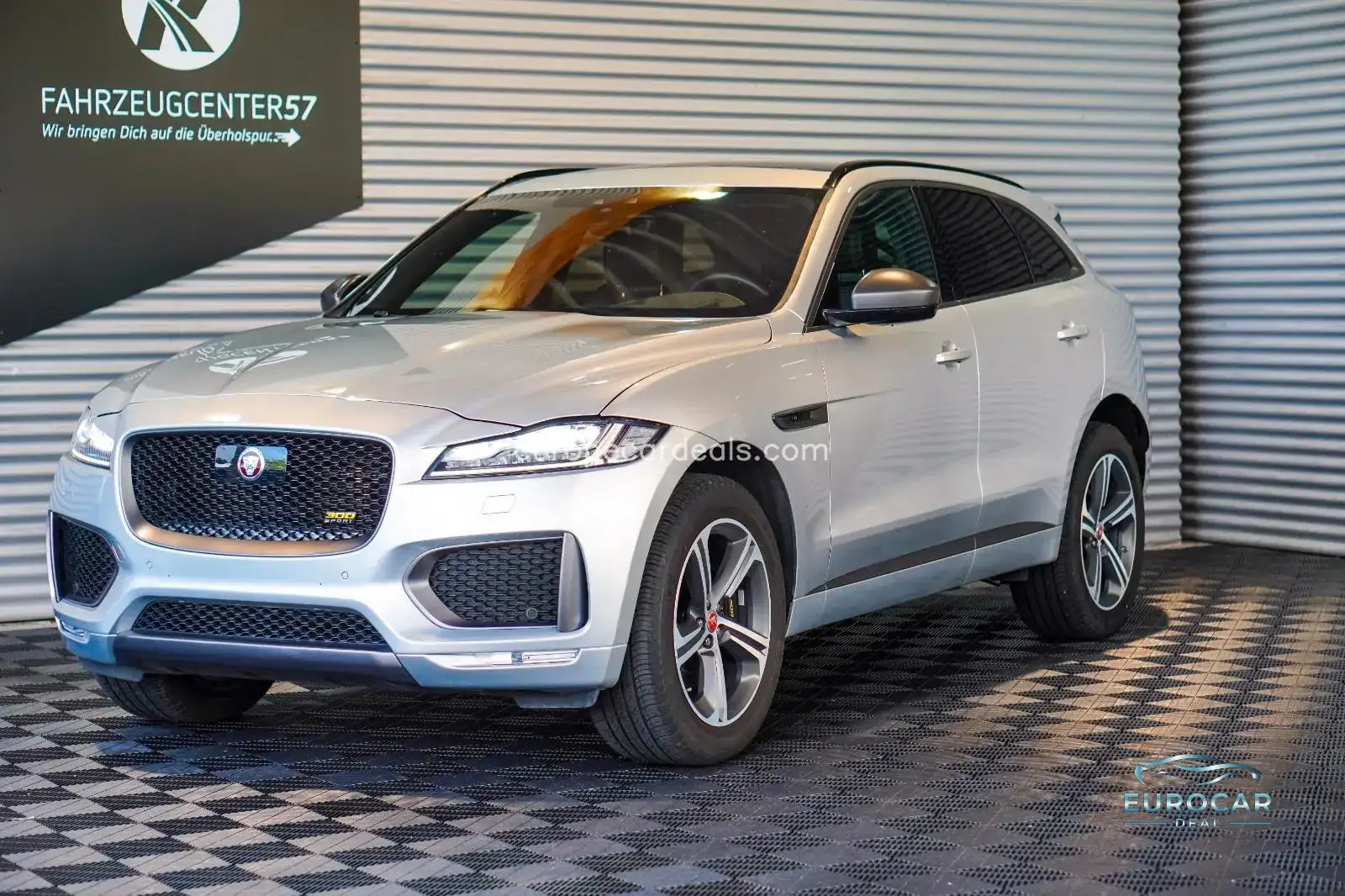 Jaguar F-Pace