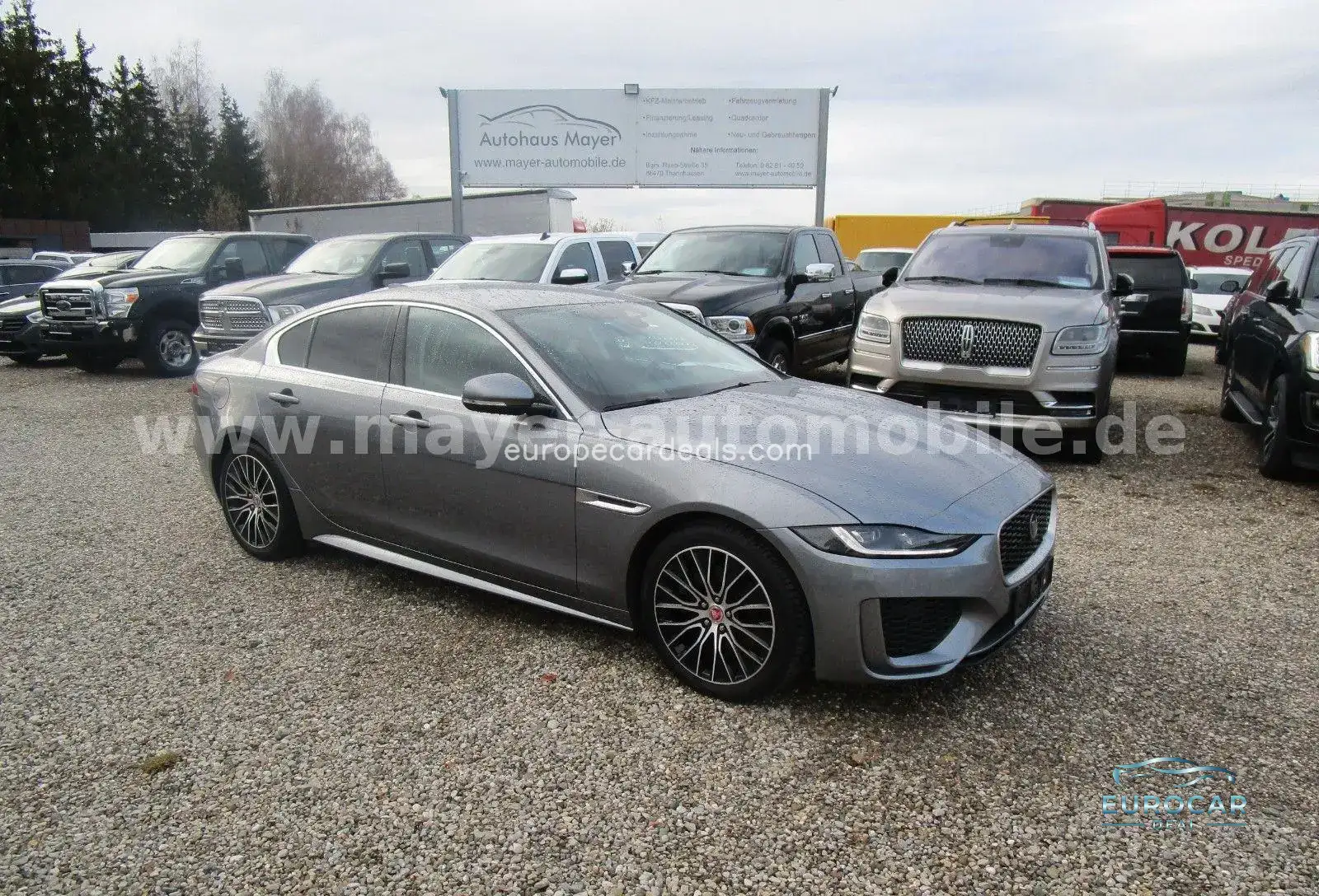 Jaguar XE