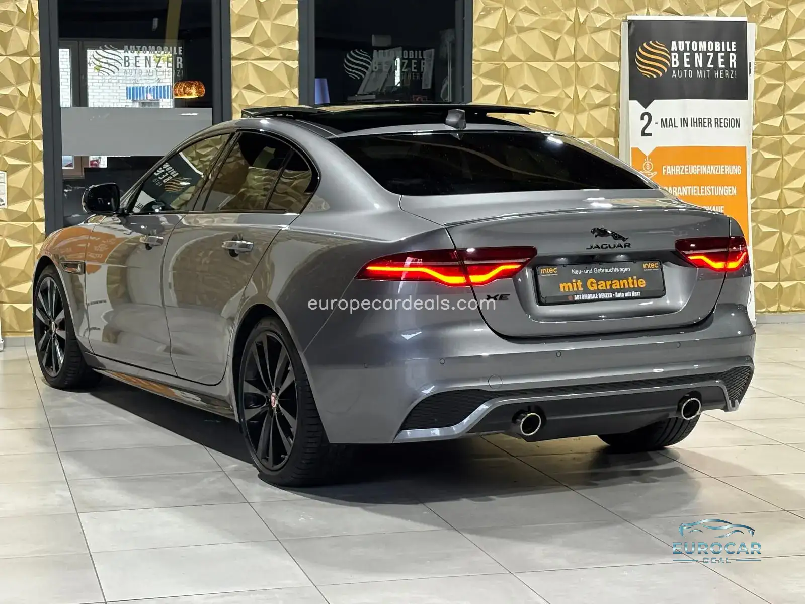 Jaguar XE