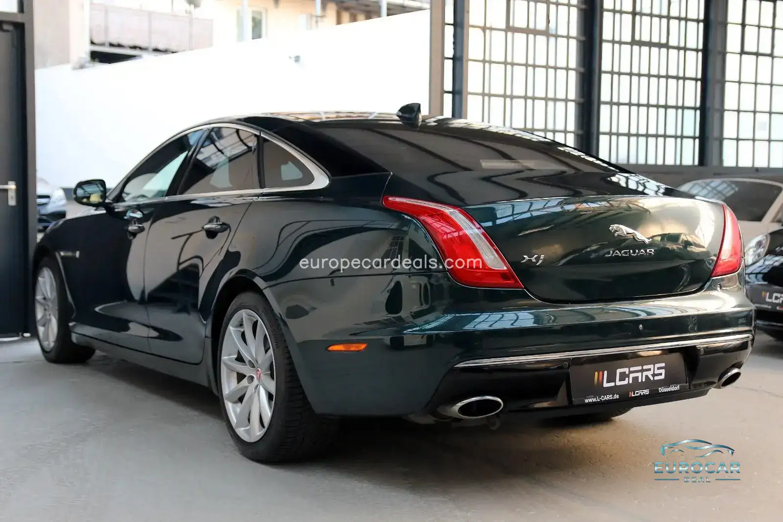 Jaguar XJ