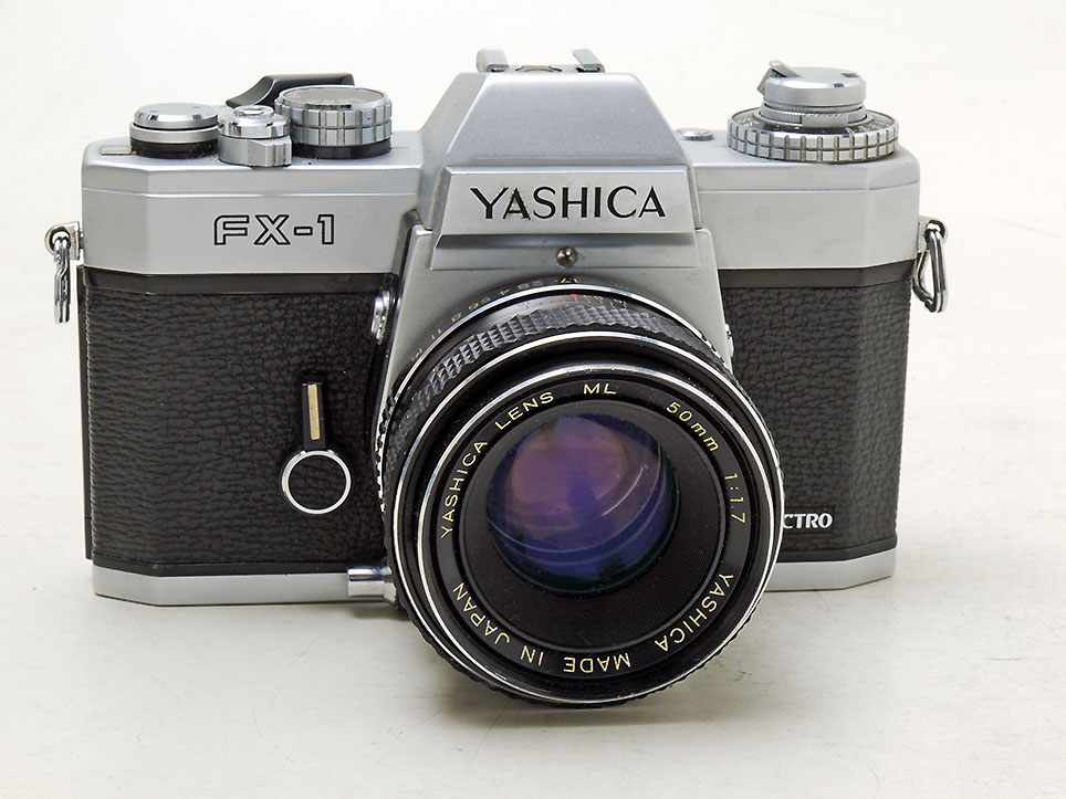 Yashica Corpo FX-1