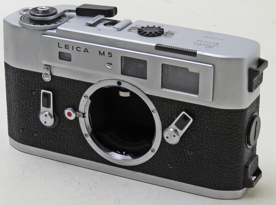 Leica M Corpo M5