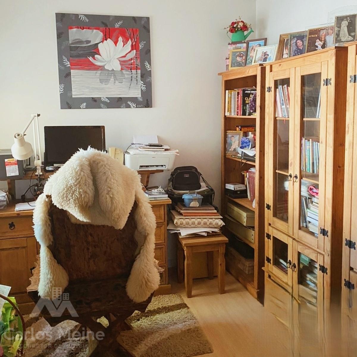 366_1081.jpg