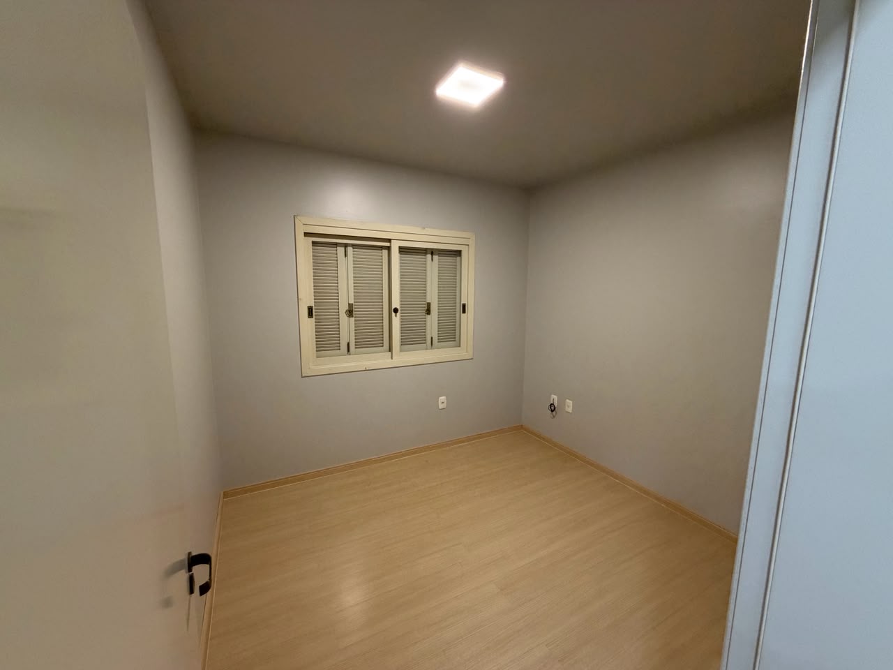 0d047055-bd8c-4258-b697-dc70680945d7