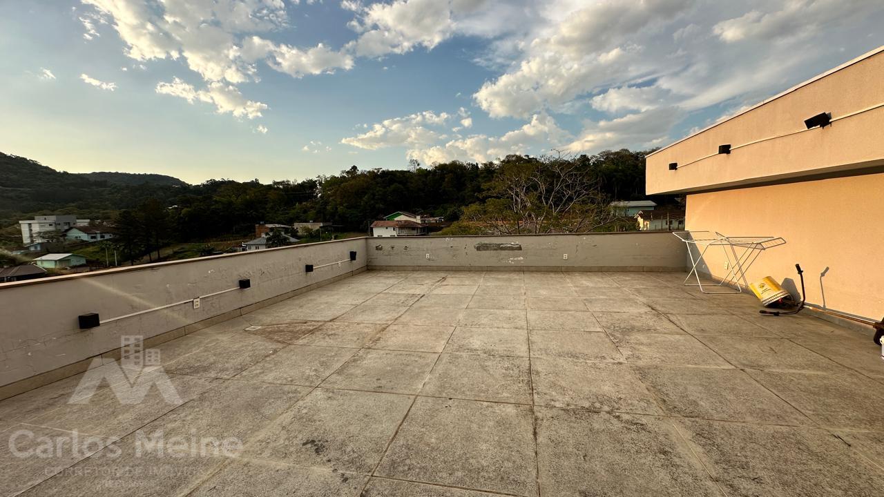 1047_10422.jpg