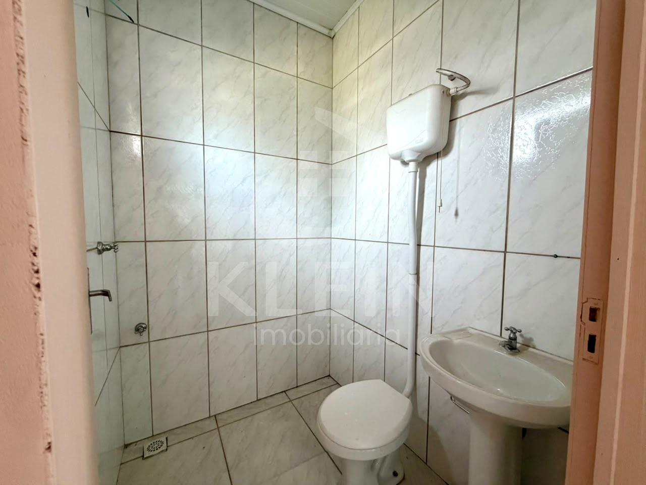 2432_93588.jpg