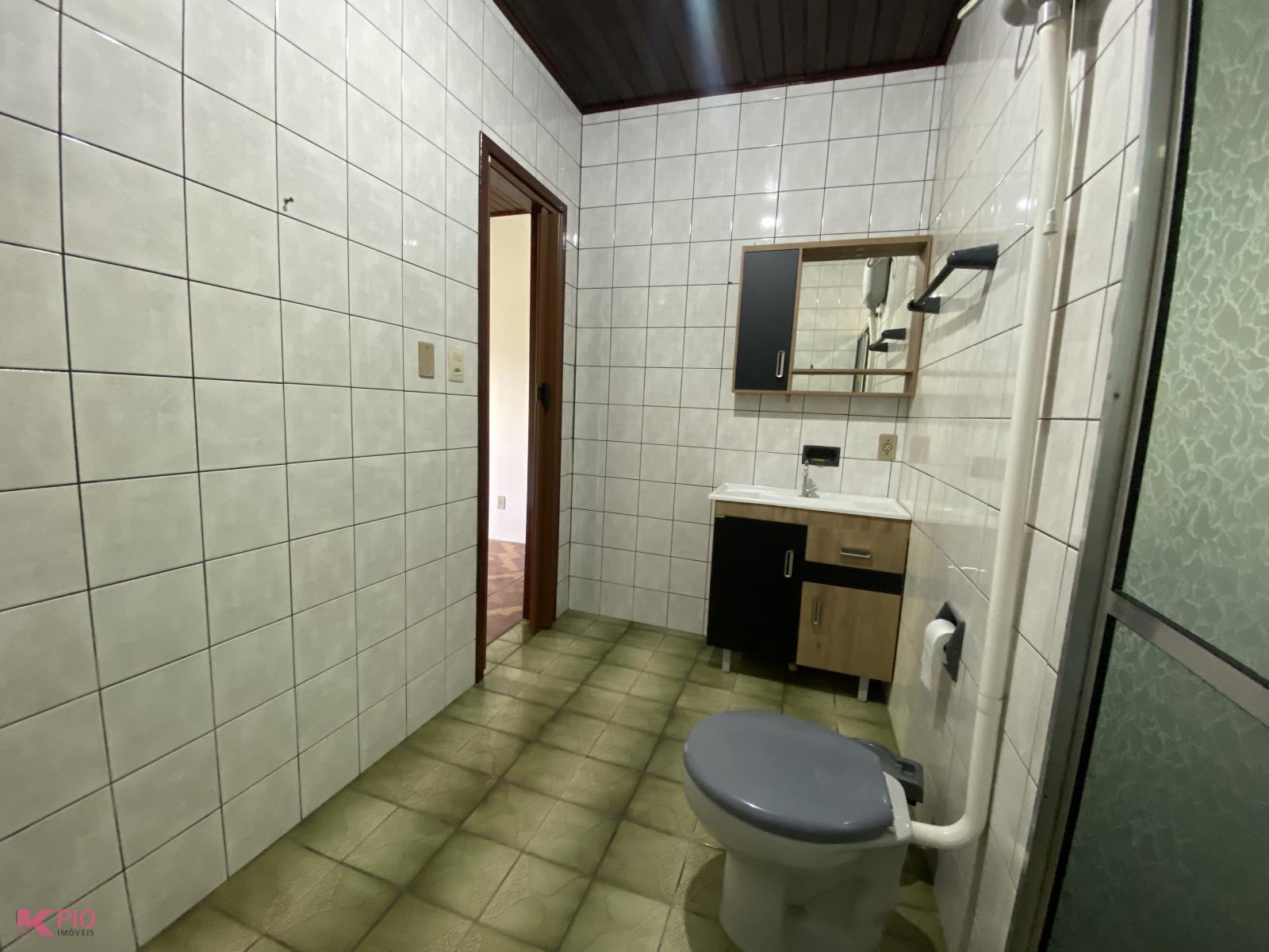 448_9772.jpg