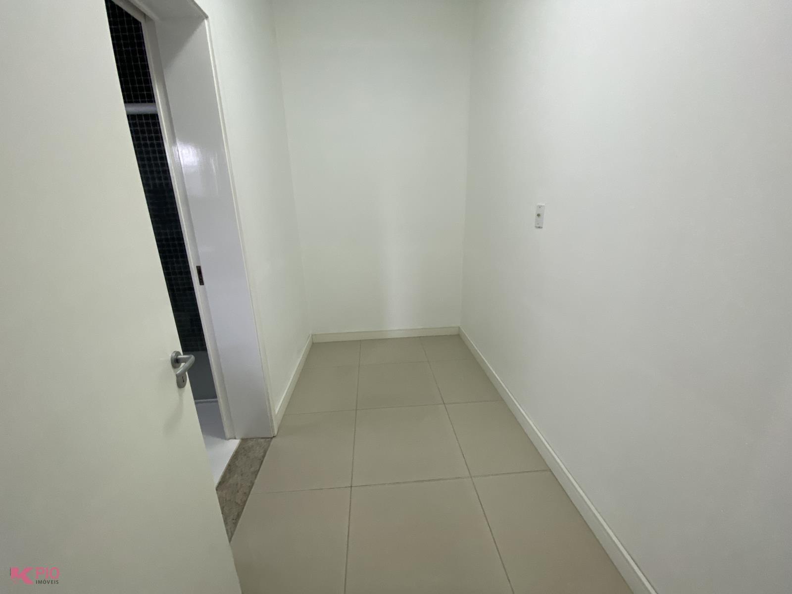 756_8424.jpg