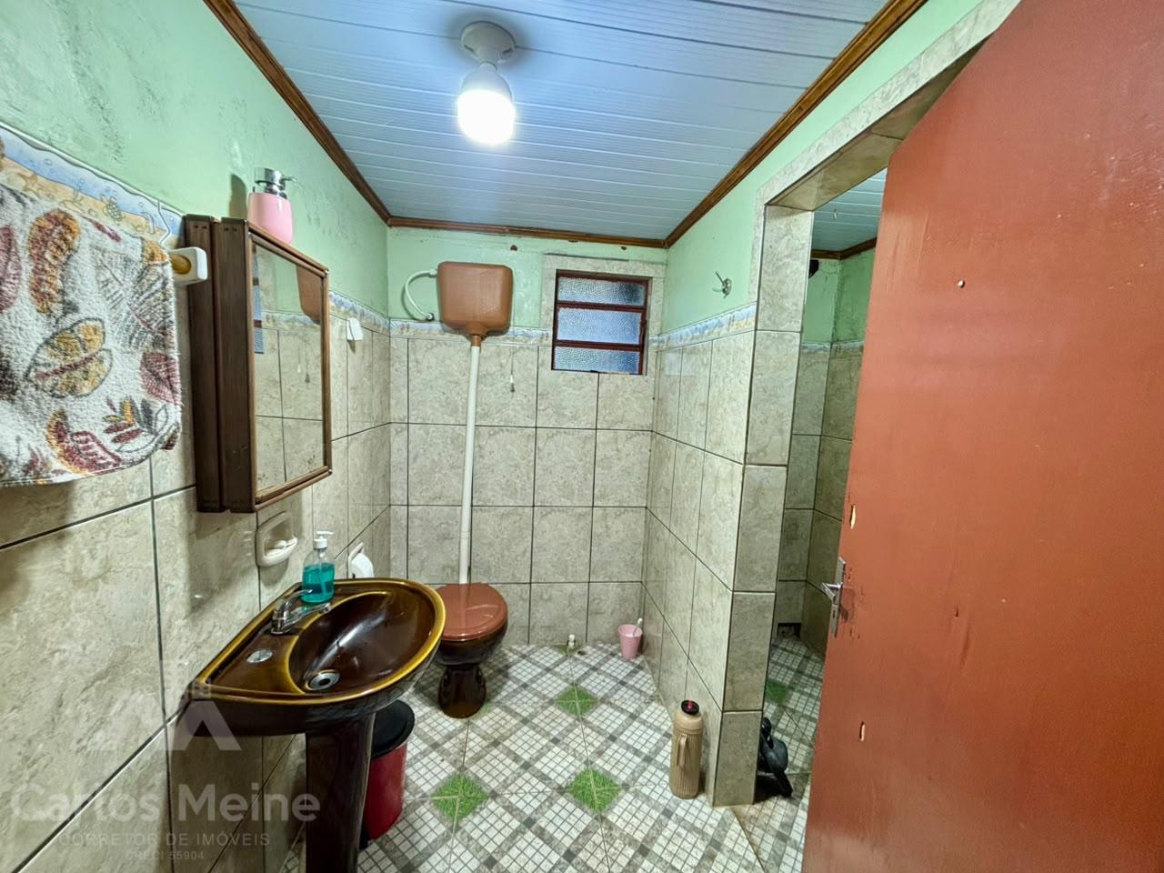 1026_9869.jpg