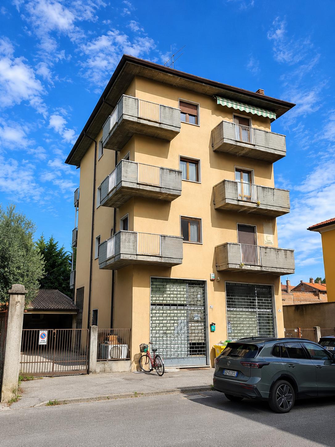Trilocale al secondo piano