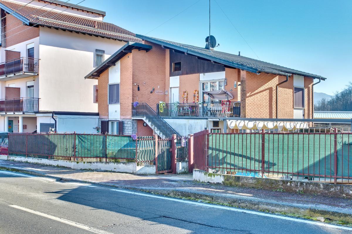 Appartamento in bifamiliare - Via Diaz 18, Mesenzana (ID:DV-11624)