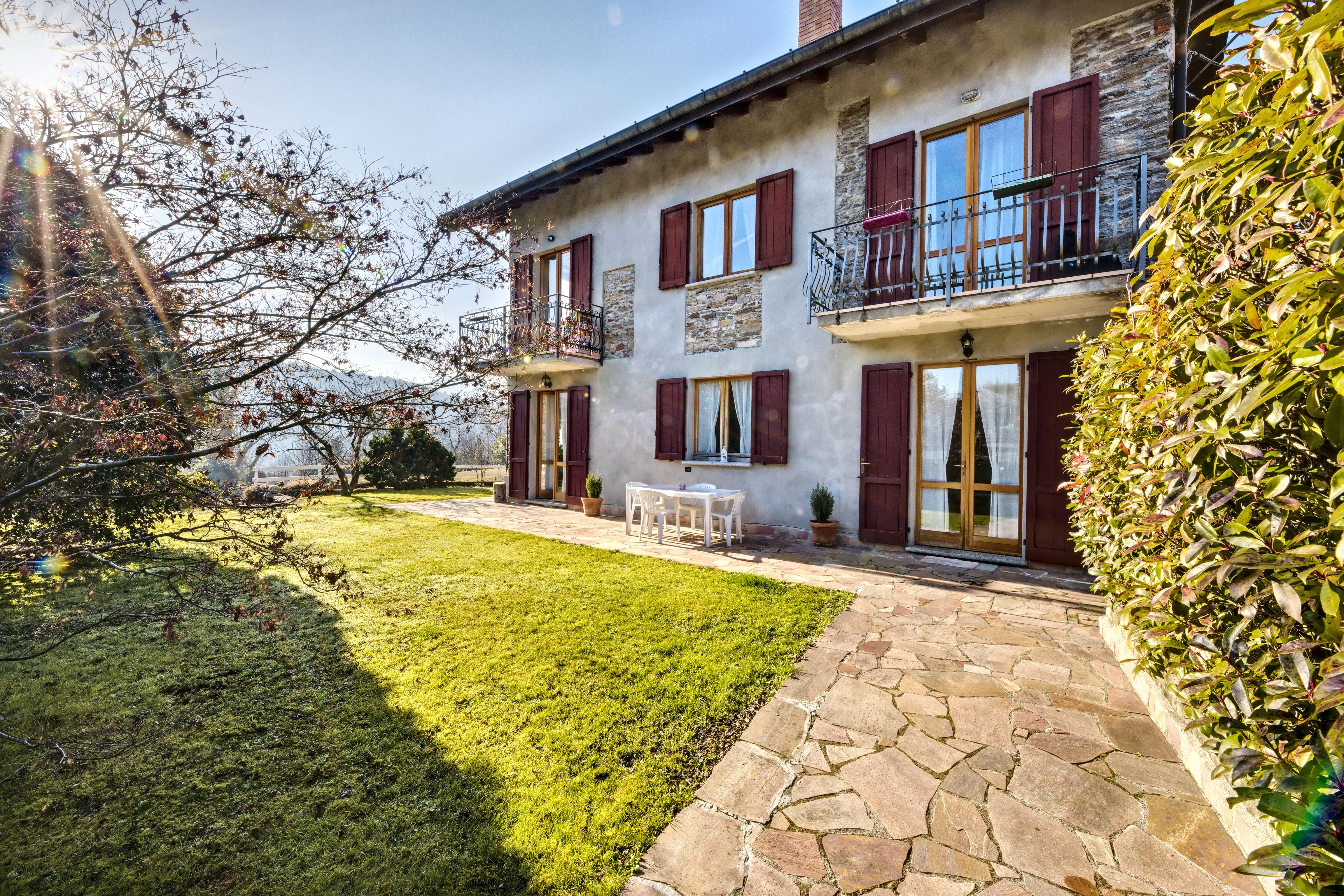 Villa bifamiliare - Via del Cattel 21, Luino (ID:DV-11752)