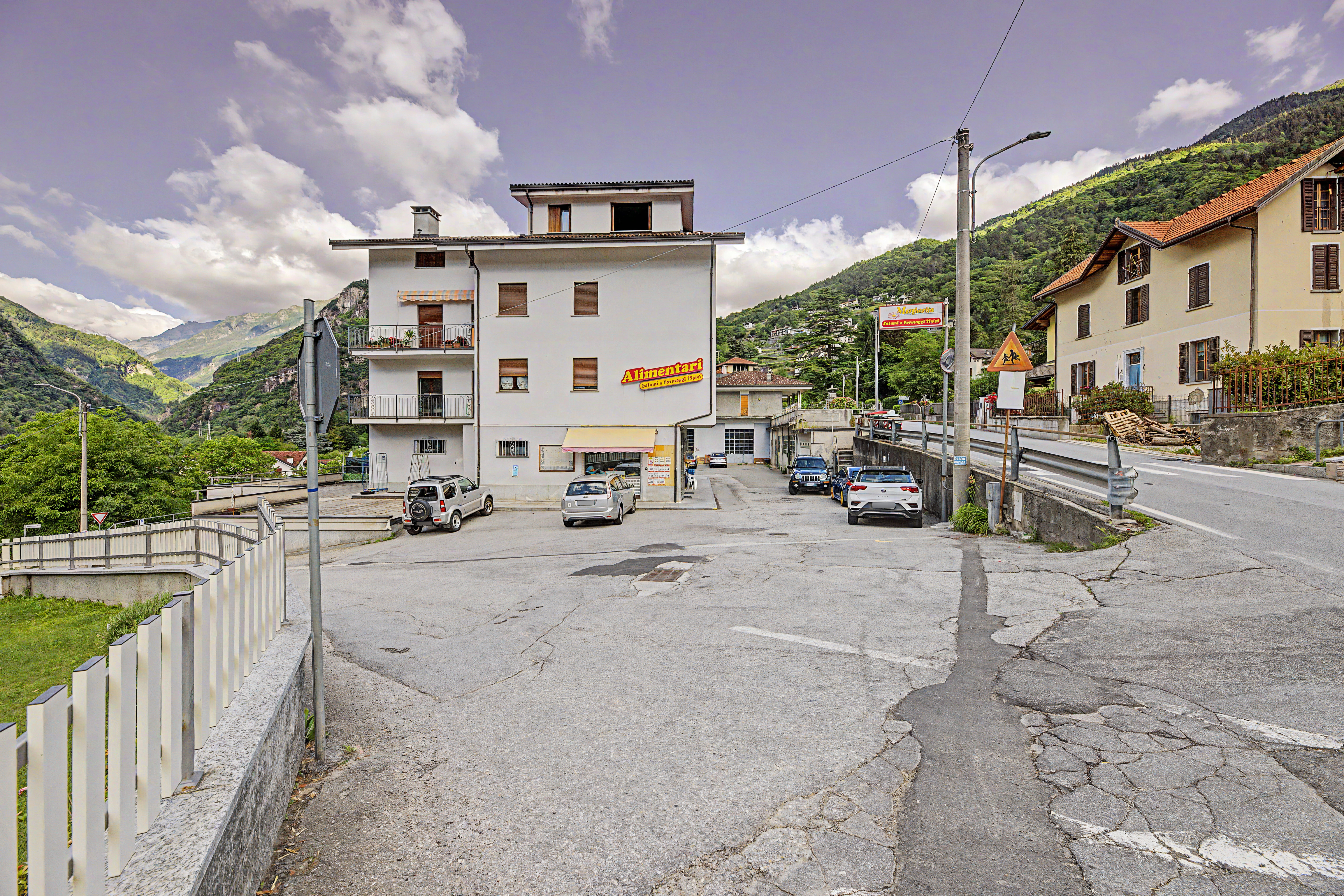Appartamento - Via Flavio Parvis snc, Varzo