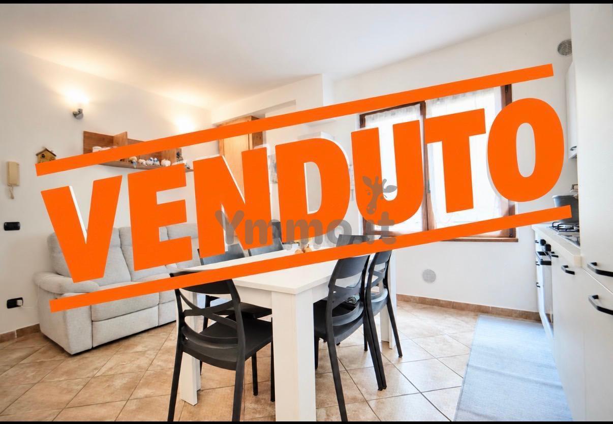 Appartamento via verdi 10 Cuvio