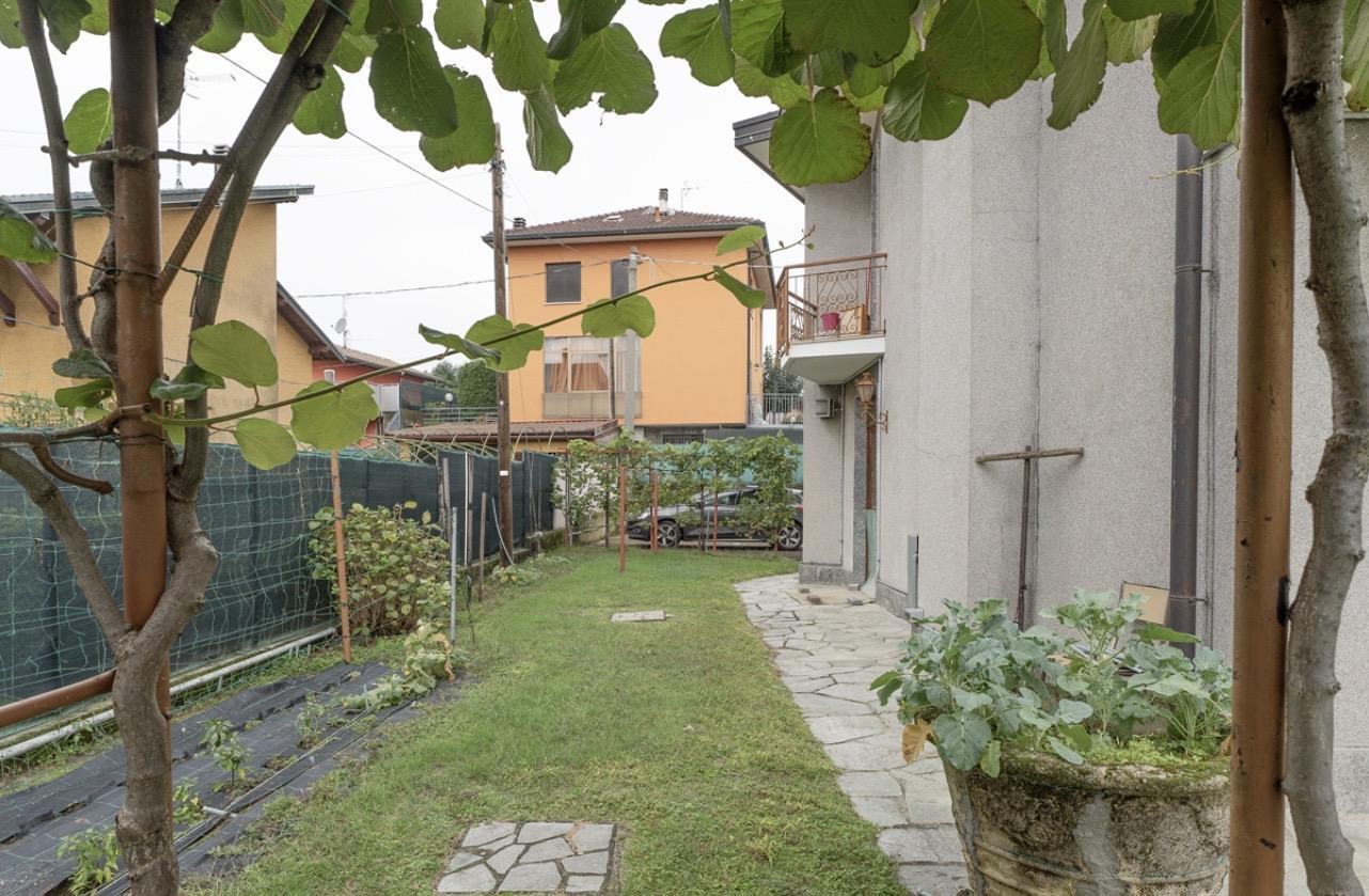 via acquanera 32