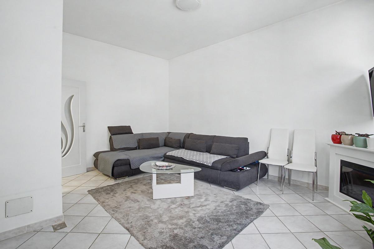 Appartamento - Via G. Verdi 61, Cocquio-Trevisago (ID:DV-13761)