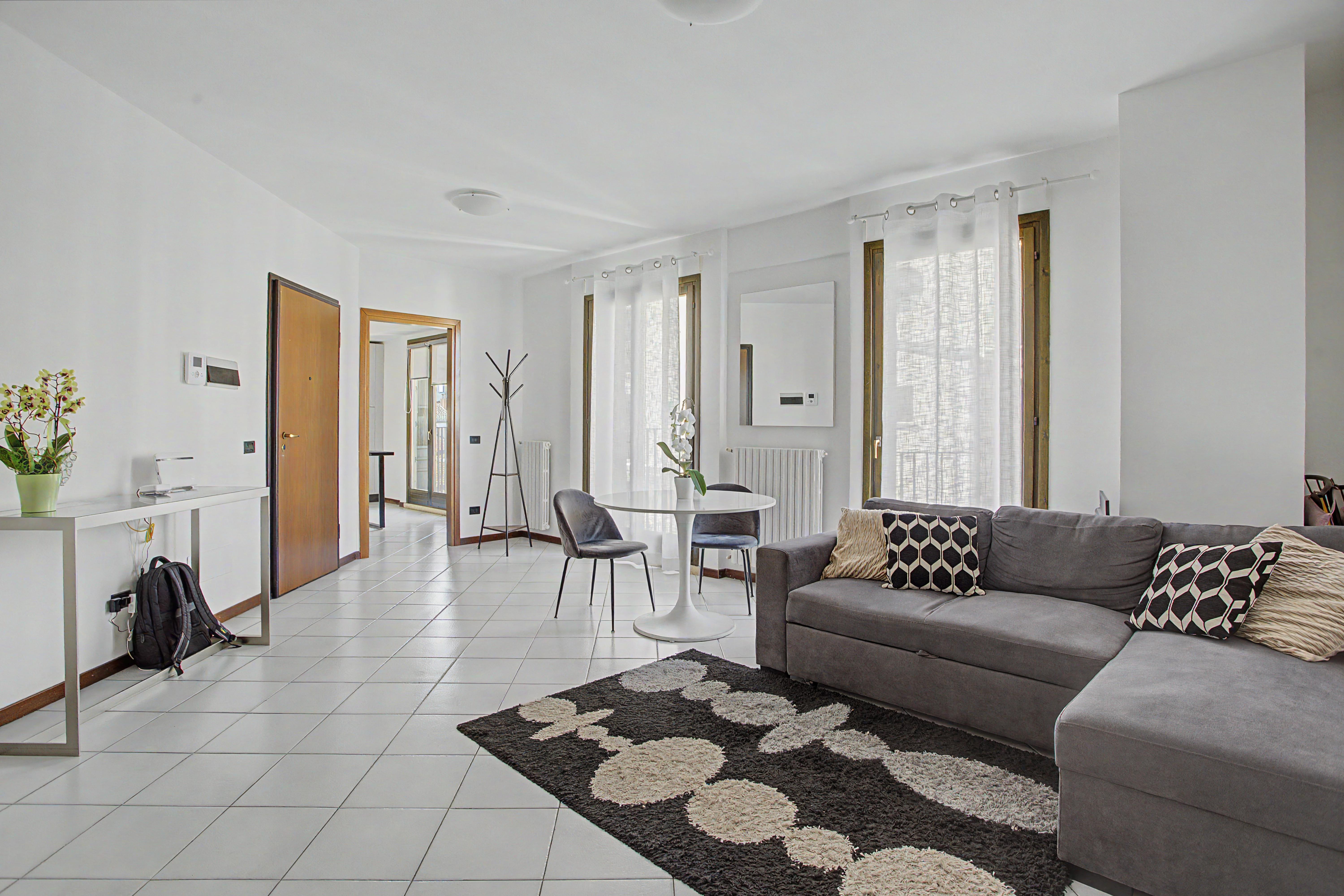 Appartamento - Piazza della Repubblica 0, Varese (ID:DV-12599)