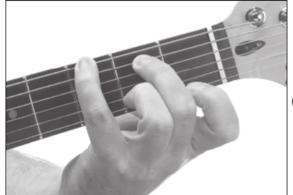 G7♯11 chord — a hand playing it on the guitar fretboard