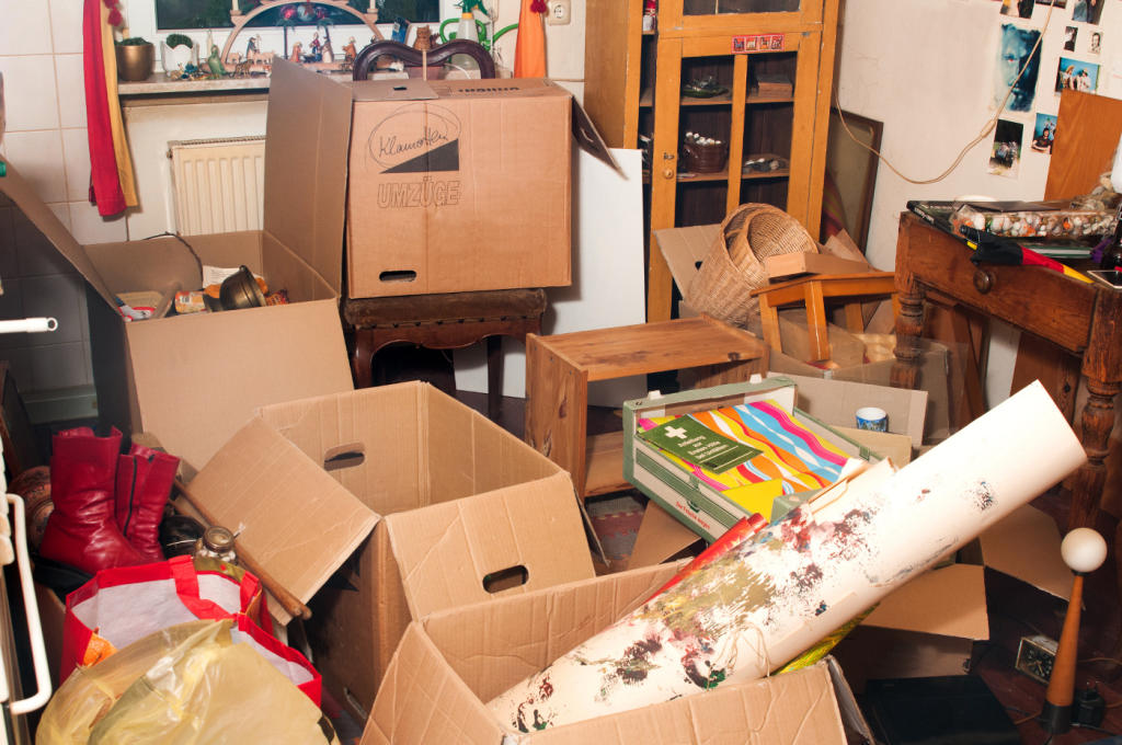 Guía completa: cómo vaciar y limpiar una casa afectada por el síndrome de Diógenes en Amposta.