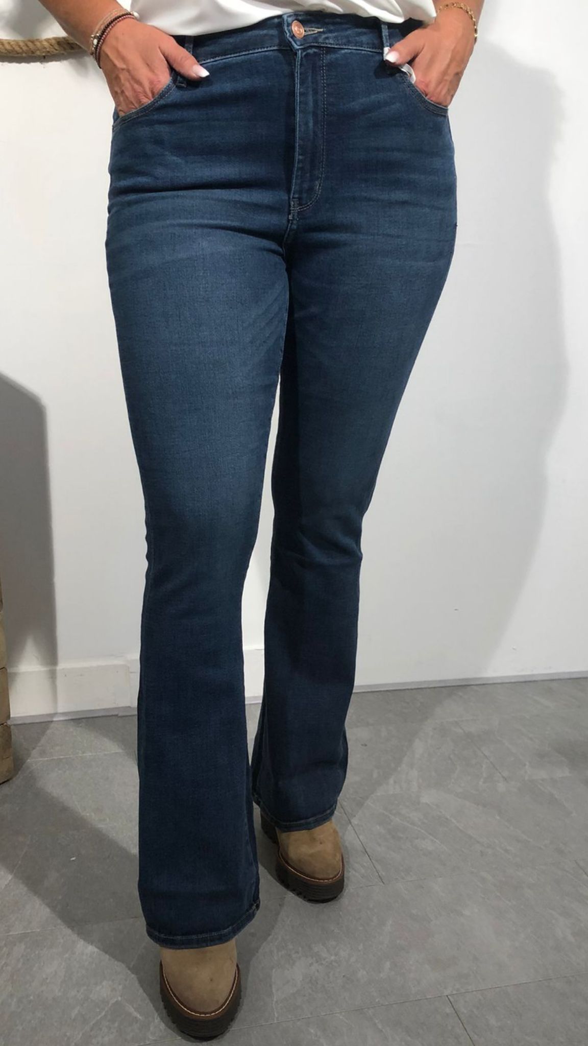 Aanstellen grijs een kopje Raizzed Flared Jeans Sunrise Dark Blue Stone lengte maat 32 - Lynny's  Boutique