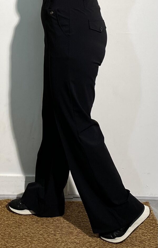 Triple Nine Travel Zwart Flared Pants - Afbeelding 3