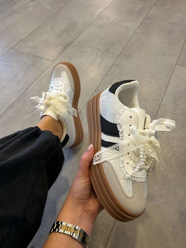 Sneaker  Offwhite/Zwart