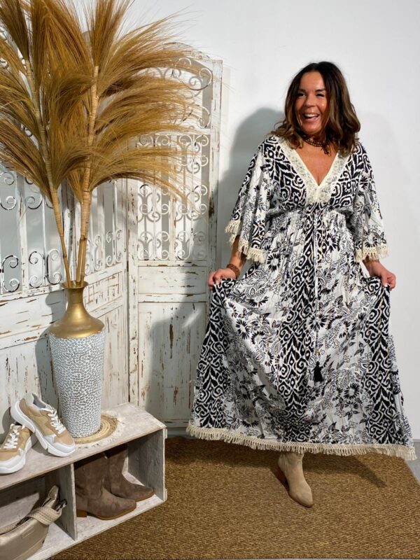Boho Dress 04 Black/Offwhite Flower/Barok