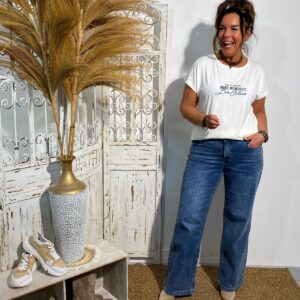 Elvira Collections Offwhite T-Shirt Memories