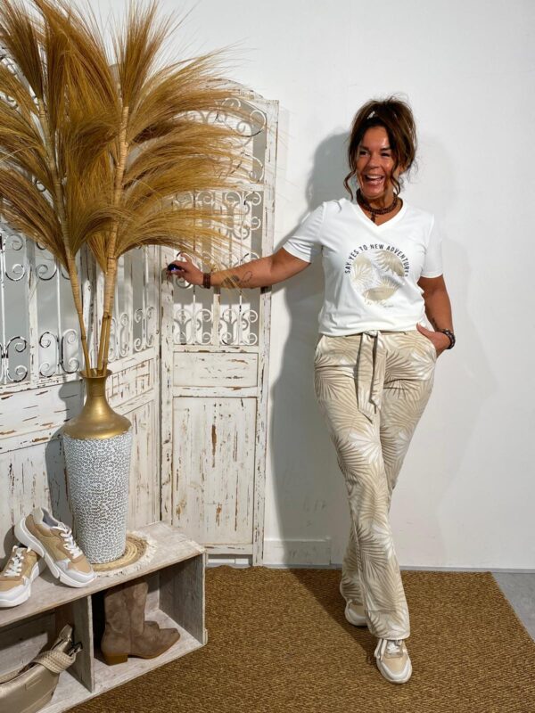 Zoso White/Sand Travel T-Shirt Isa