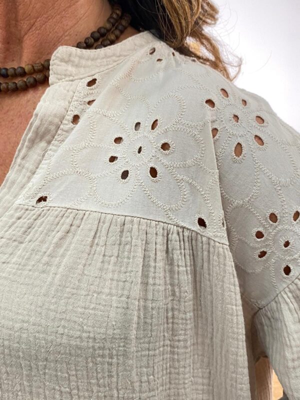Dyvie Beige Hydrofiel/Broderie Dress - Afbeelding 4