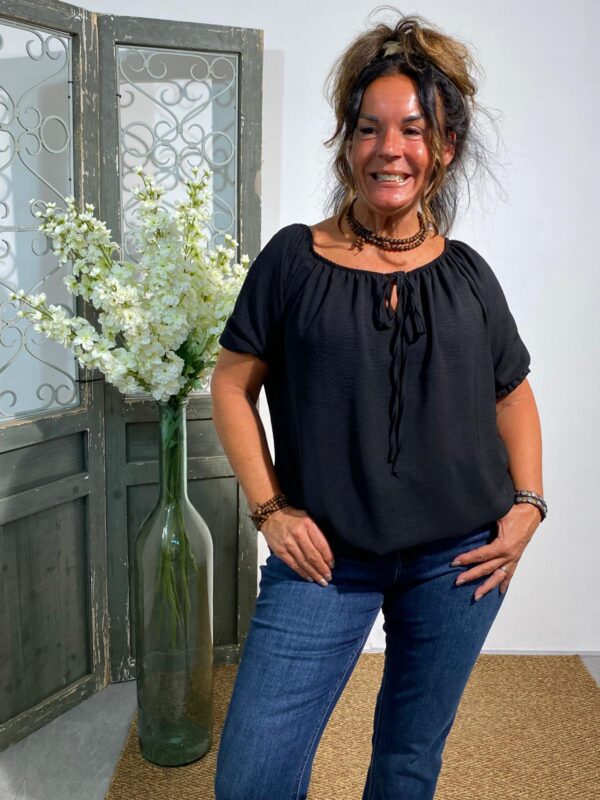 New Collection Zwart Top "Leonie" - Afbeelding 3