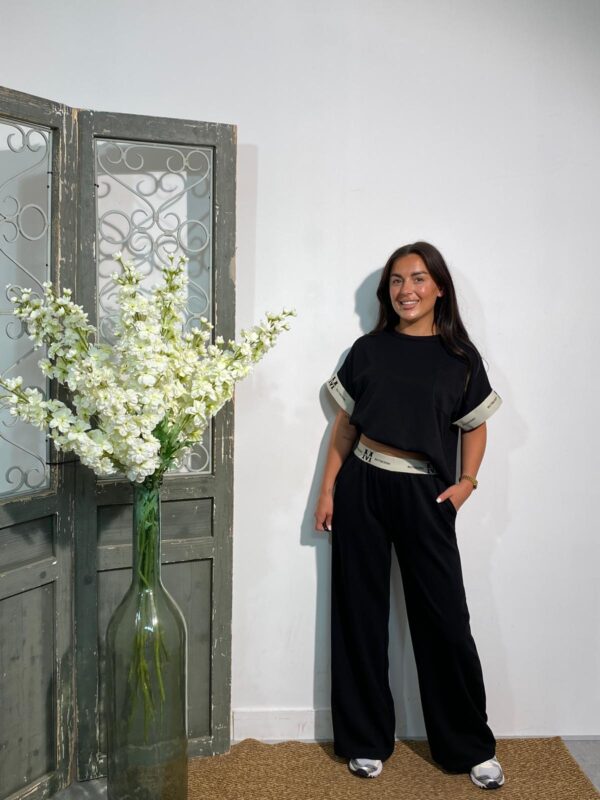New Collection Zwart Loungepak "Berrk"