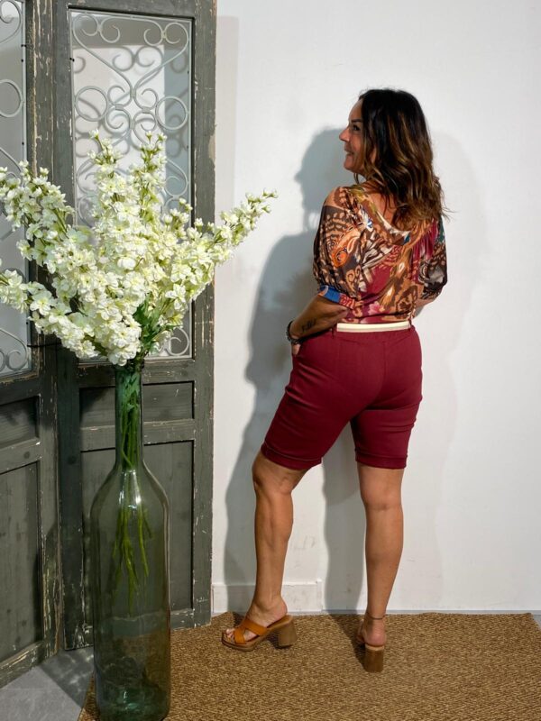Italian Style Wijnrood Short "Vicky" - Afbeelding 3