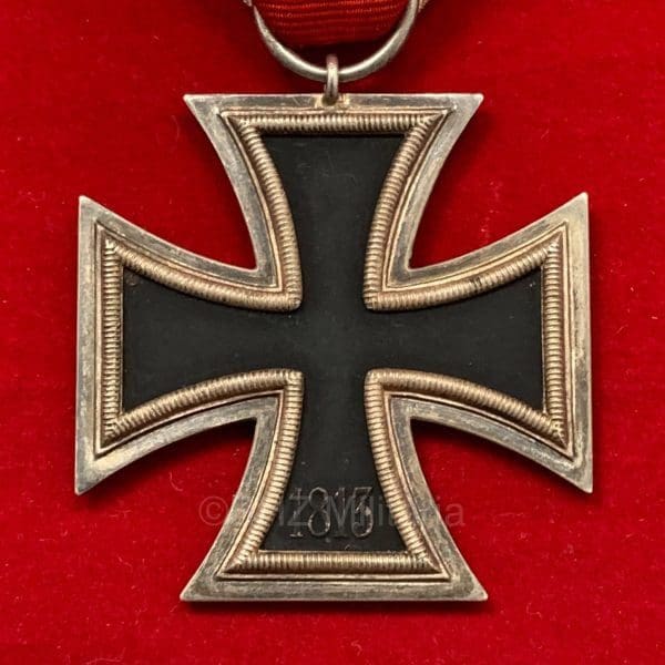 IJzeren Kruis 2e Klasse 1939 - 27 - Maria Schenkl