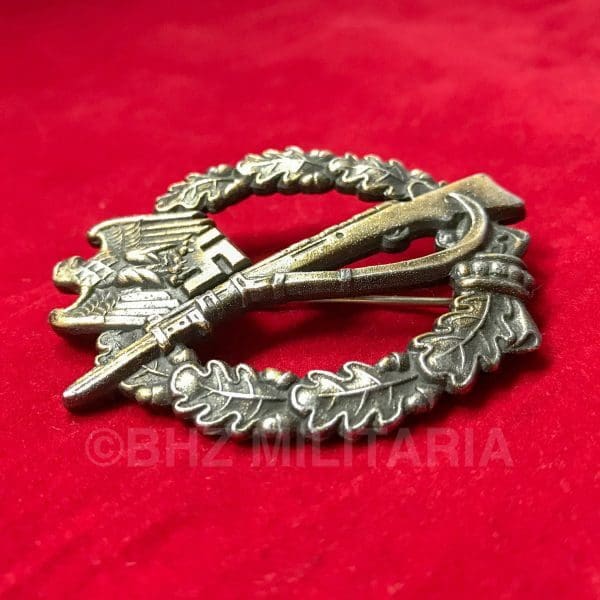 Infanterie Sturmabzeichen van de firma Josef Feix & Söhne (JFS)
