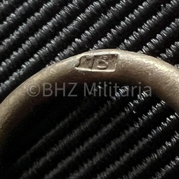 Kriegsverdienstkreuz 2. Klasse ohne Schwertern MM15 Friedrich Orth