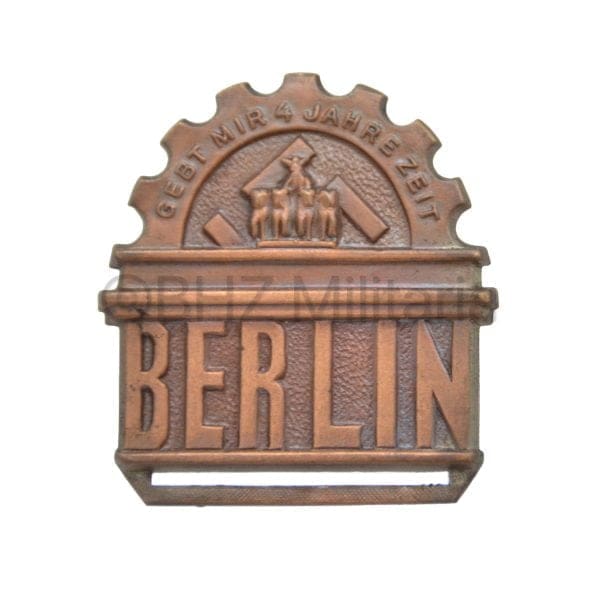 Gebt mir 4 Jahre Zeit Berlin