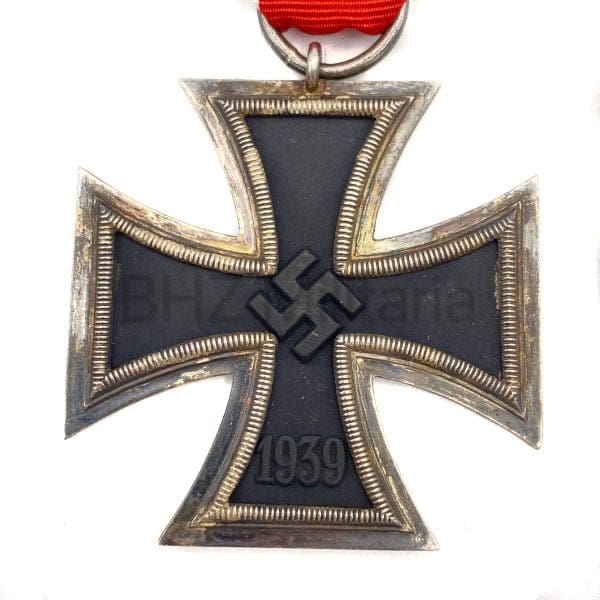 Iron Cross Walter & Henlein Gablonz 109