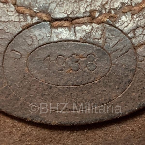 Aluminium Wehrmacht Koppelslot met leertje J. Deutschbein Euskirchen 1938