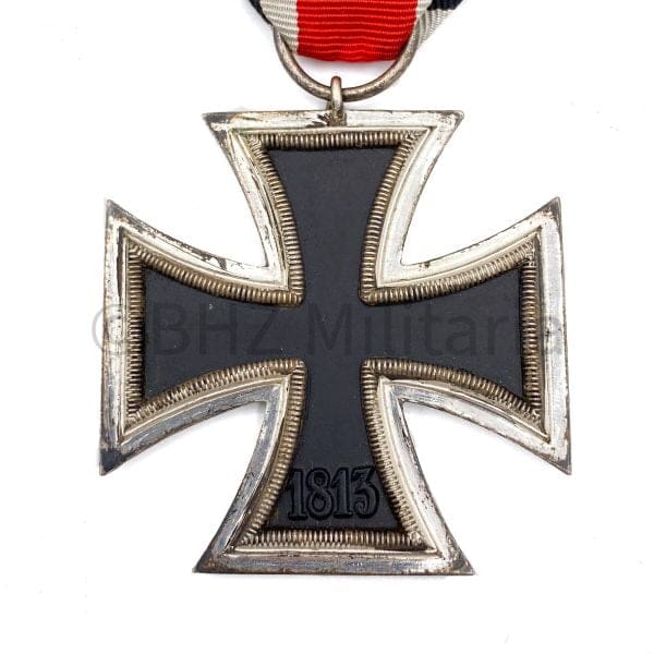 IJzeren Kruis 2e Klasse Walter & Henlein met Zakje