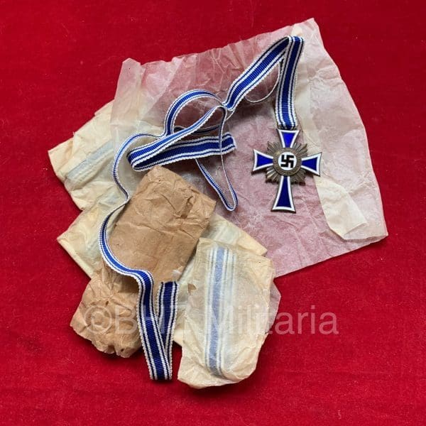 Moederkruis (Mutterkreuz) Brons