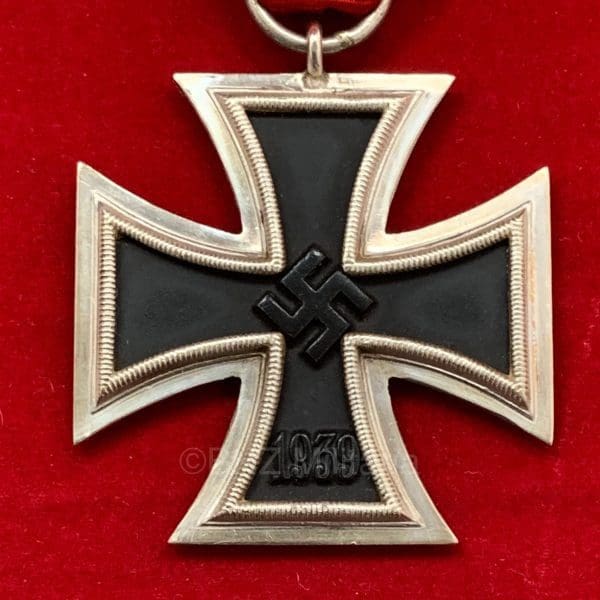 IJzeren Kruis 2e Klasse 1939 - 7 - Paul Meybauer