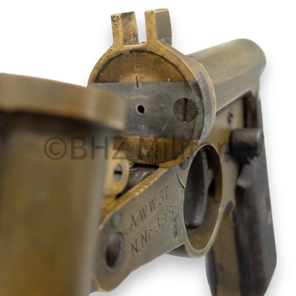 Kriegsmarine Seinpistool AWW37