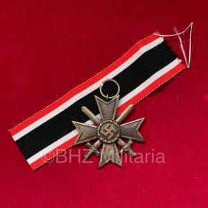 Kriegsverdienstkreuz 2. klasse mit Schwertern Richard Simm & Söhne