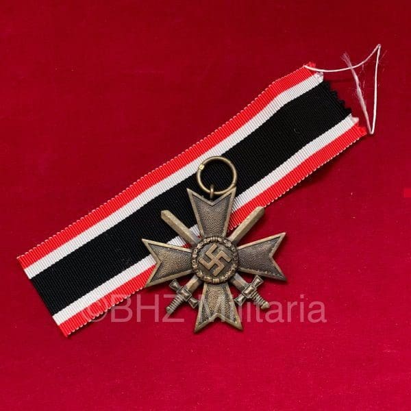 Kriegsverdienstkreuz 2. klasse mit Schwertern Richard Simm & Söhne