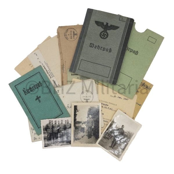 Papiergroep Duitse Wehrmacht Soldaat in Nederland